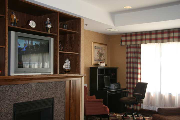 Hampton 3*