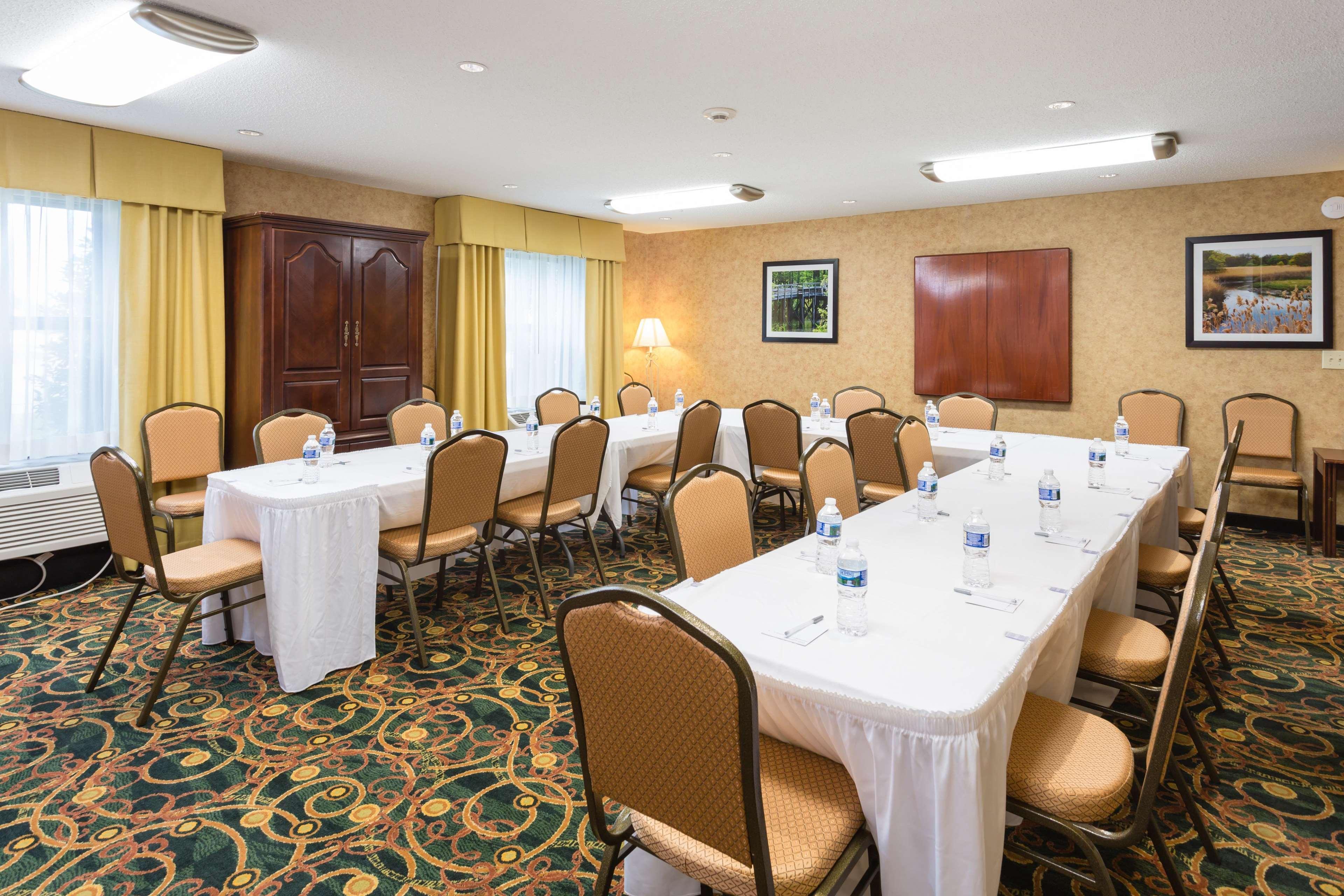 Hampton Mini-hôtel 3*